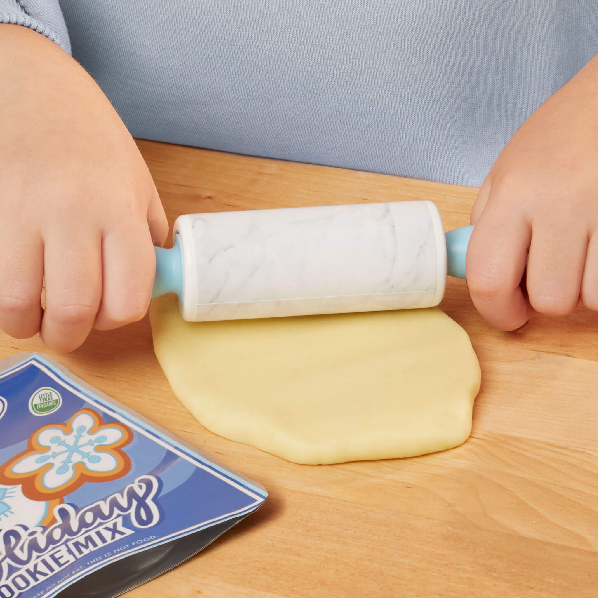 Creative Chefs™ Holiday Cookie Kit - Image 5