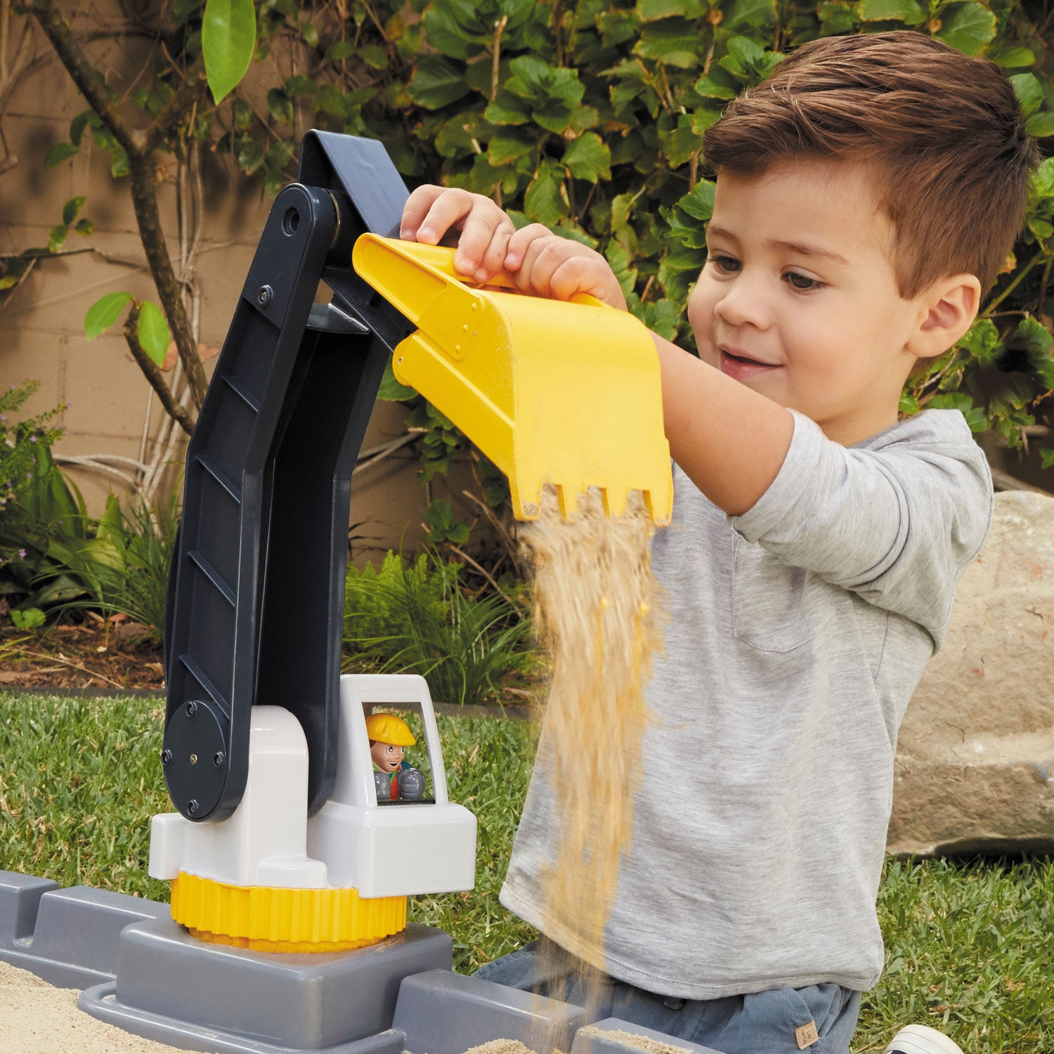 Dirt Diggers™ Excavator Sandbox - Image 5
